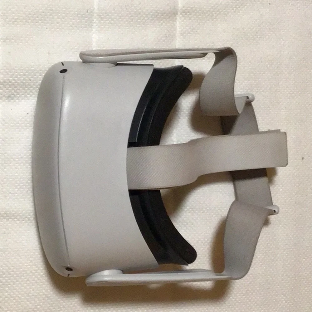 Oculus w month old selling for $250 original price is $399